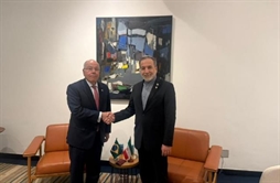 I.R. Iran, Ministry of Foreign Affairs- Iranian Brazilian FMs meet on sidelines of BRICS summit